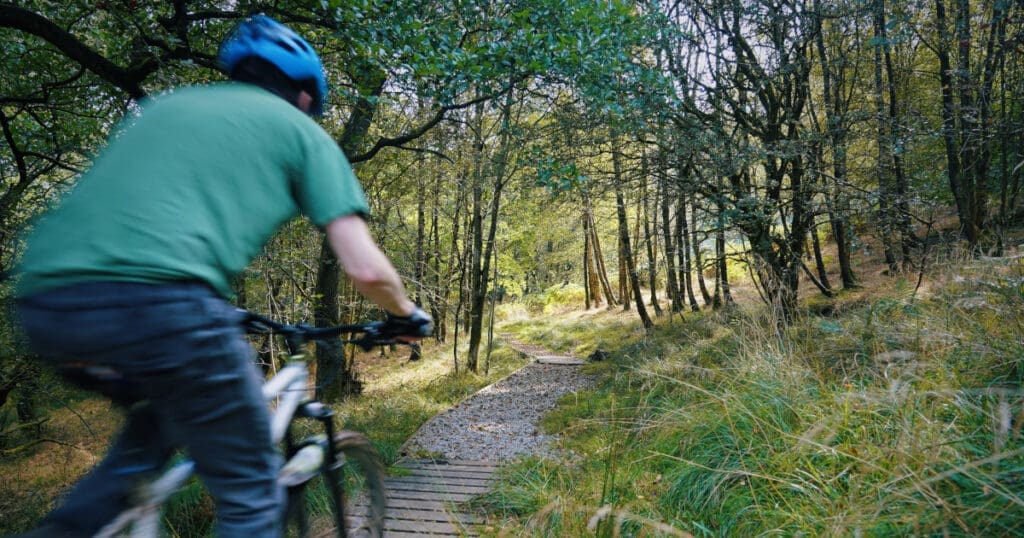 Discover the Best of the Peak District: Our Hand-Picked MTB Routes!
