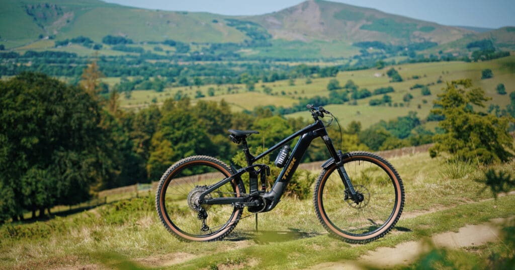 Conquer the Peaks: The Best E-Bike Routes in the Peak District